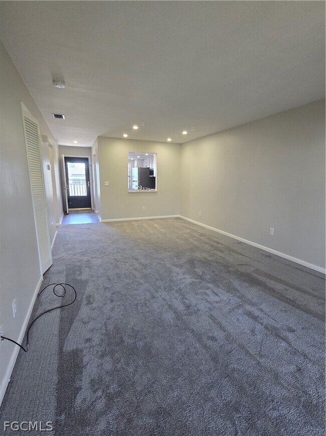 Building Photo - 1519 Cape Coral Pkwy W