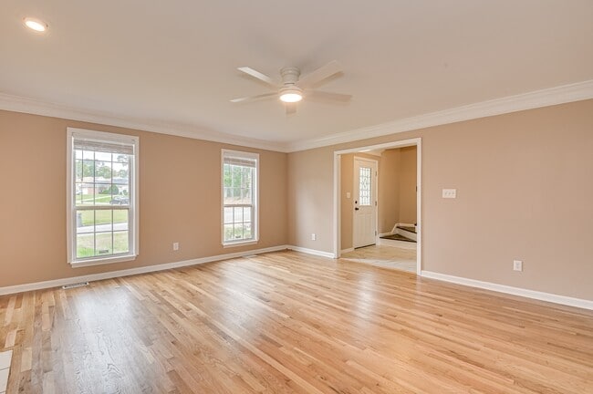 Building Photo - 4111 Eagle Nest Dr