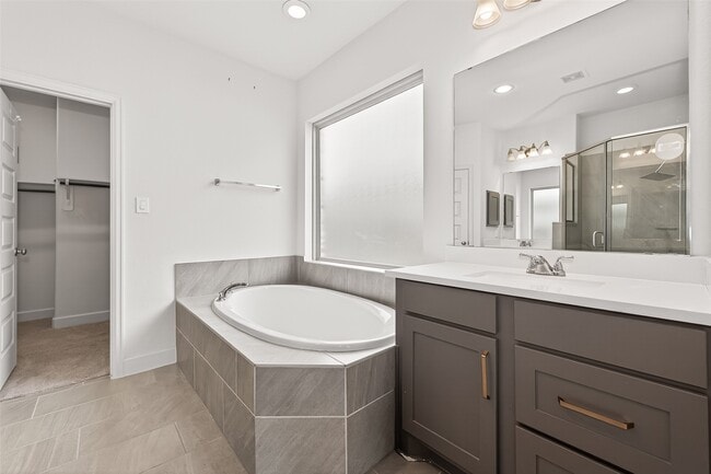 Building Photo - 12719 Hydeland Dr