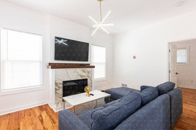 Building Photo - 3123 Woodland Ave