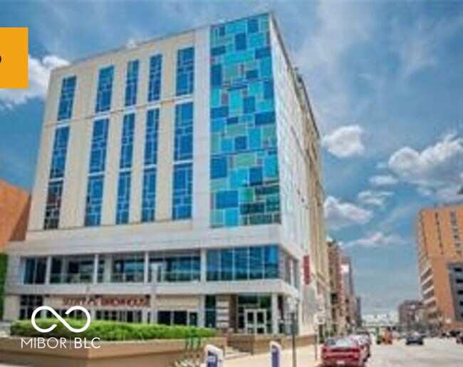 Primary Photo - 1 Virginia Ave