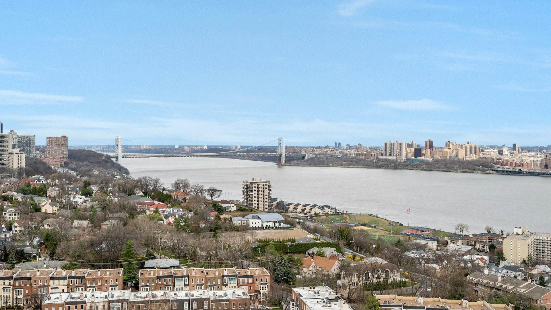 Building Photo - 300 Winston Dr