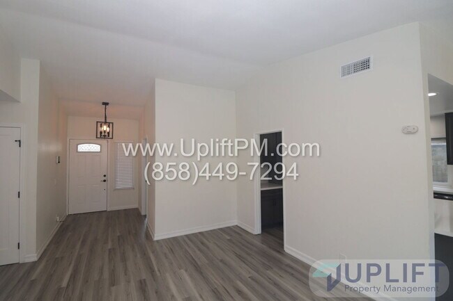 Building Photo - 1529 Marjorie St