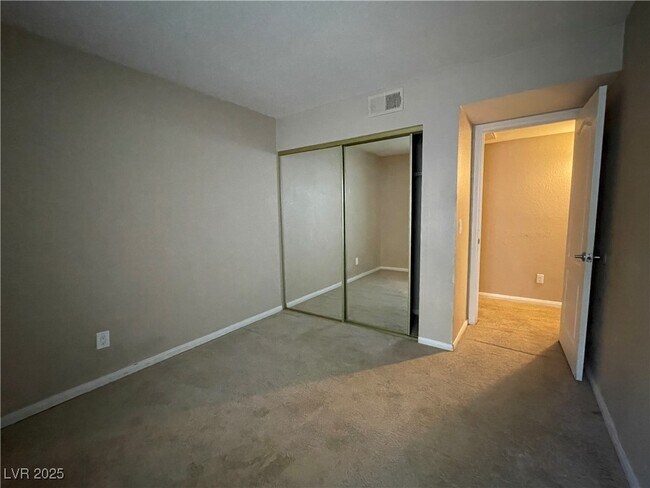 Building Photo - 9325 W Desert Inn Rd