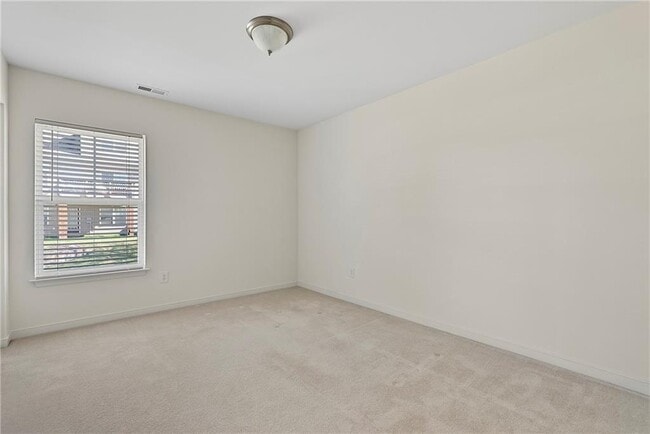 Building Photo - 570 Abbey Village Cir