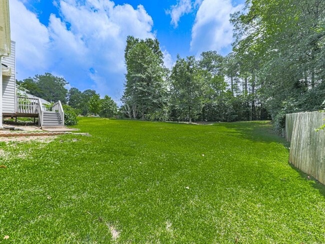 Building Photo - 725 Creek Trail NW
