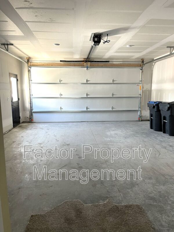 Building Photo - 3130 Scotch Ln