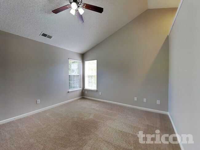 Building Photo - 5920 Shining Oak Ln