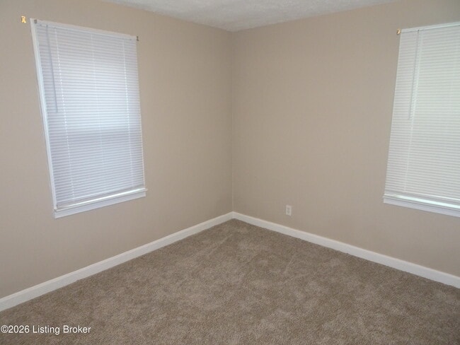 Building Photo - 226 Downes Ln