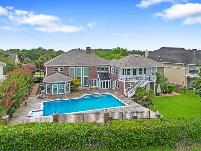Building Photo - 91 Heathrow Ln