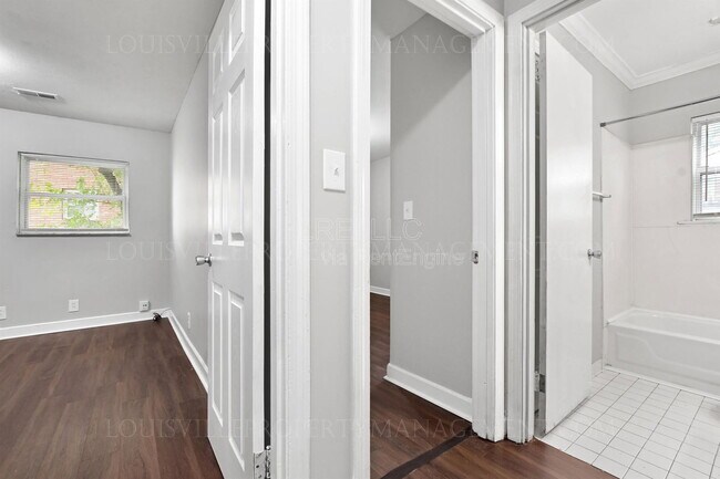 Building Photo - 8801 Malvern Hill Rd