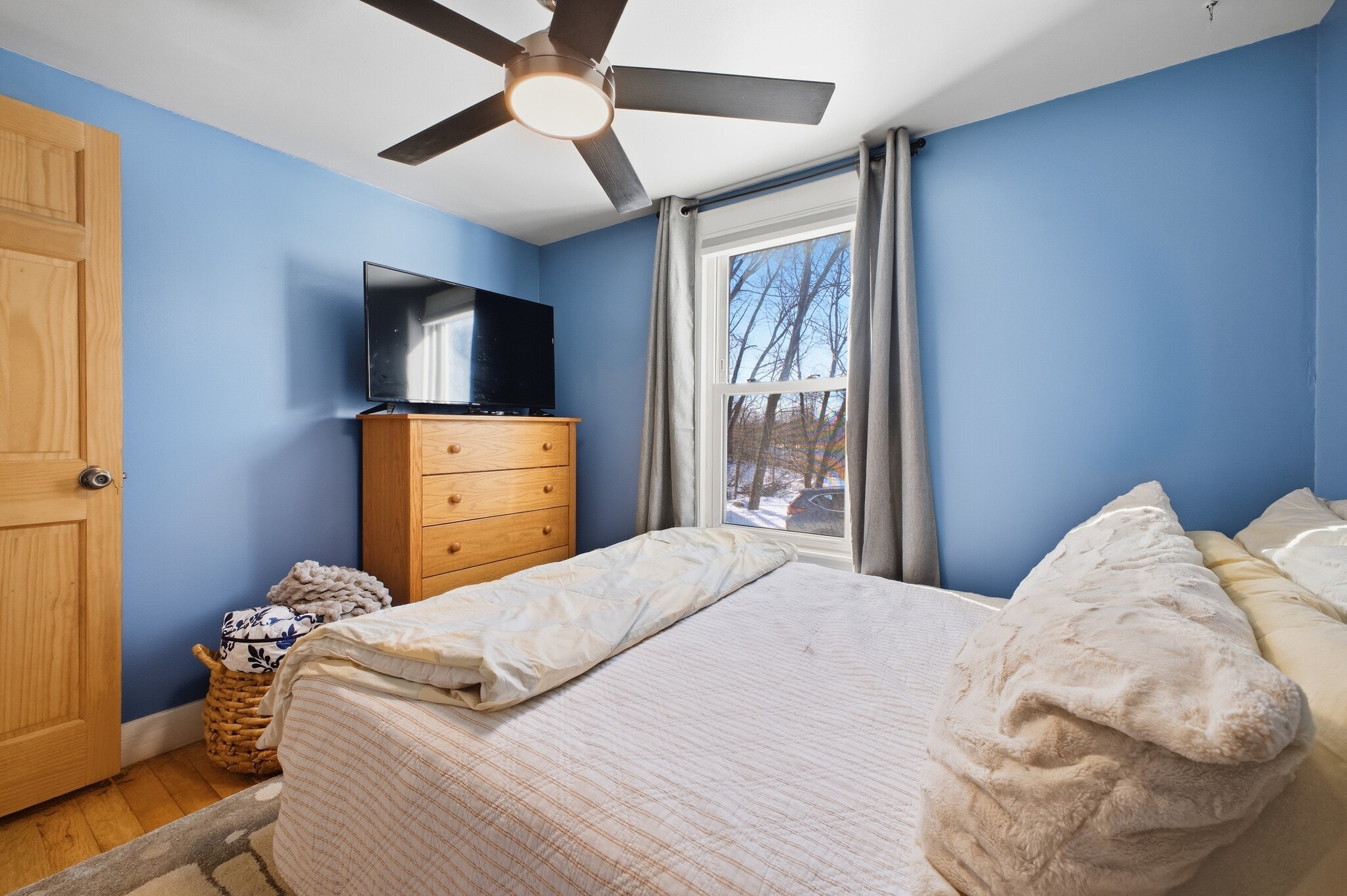 Building Photo - 2 Ridgeland Ave