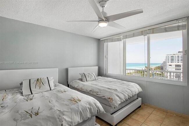 Building Photo - 5401 Collins Ave