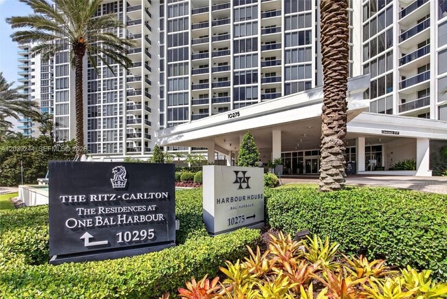 Building Photo - 10275 Collins Ave
