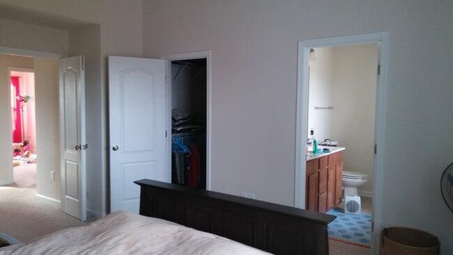 Building Photo - 10363 Lantern Ln