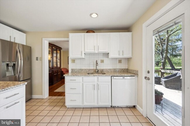Building Photo - 205 N Pullman Dr