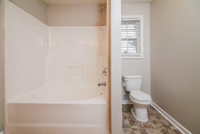 Building Photo - 2405 King Malcolm Ln