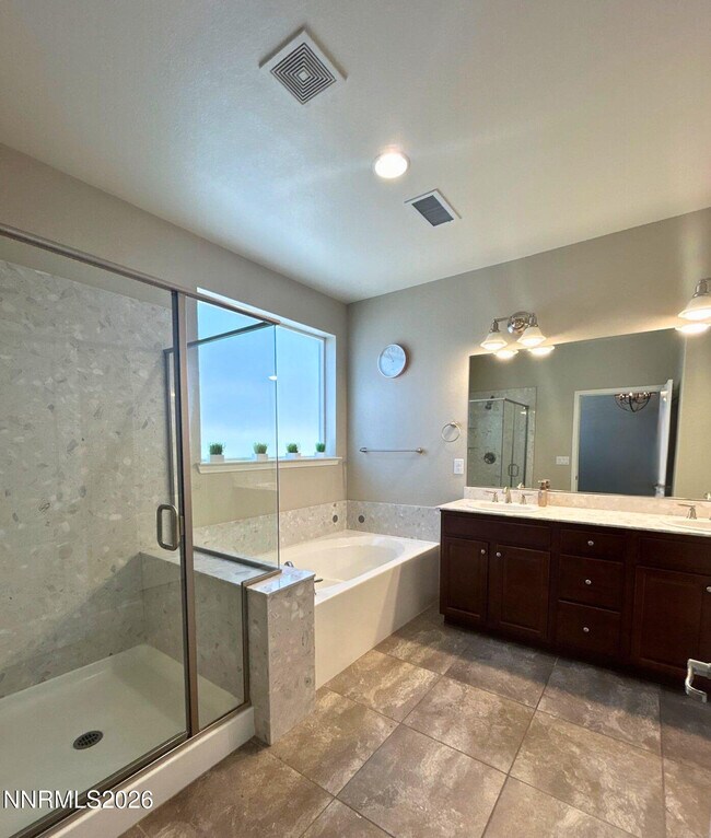 Building Photo - 10131 Mesa Cortona Dr