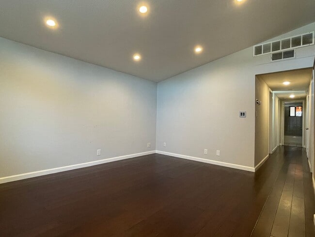 Building Photo - 1150 Pecos Way