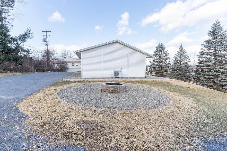 view of fire pit - 1026 N Atherton St