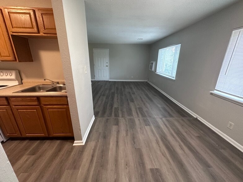 2nd Bedroom Living Room - Central Park Village