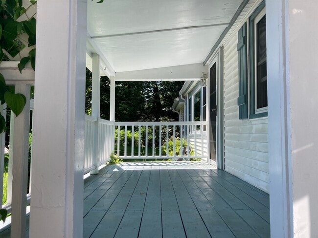 Building Photo - 23 Richard Rd