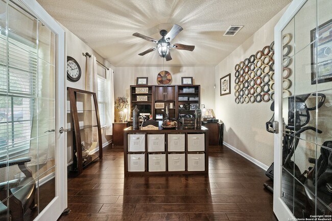 Building Photo - Beautiful 4 Bedroom Home in Turning Stone,...