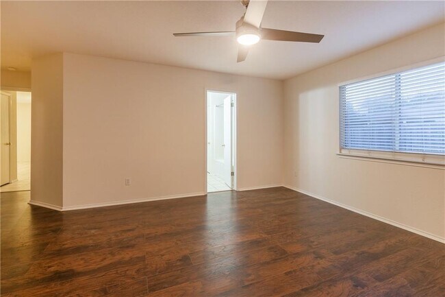 Building Photo - 17302 Dashwood Creek Dr
