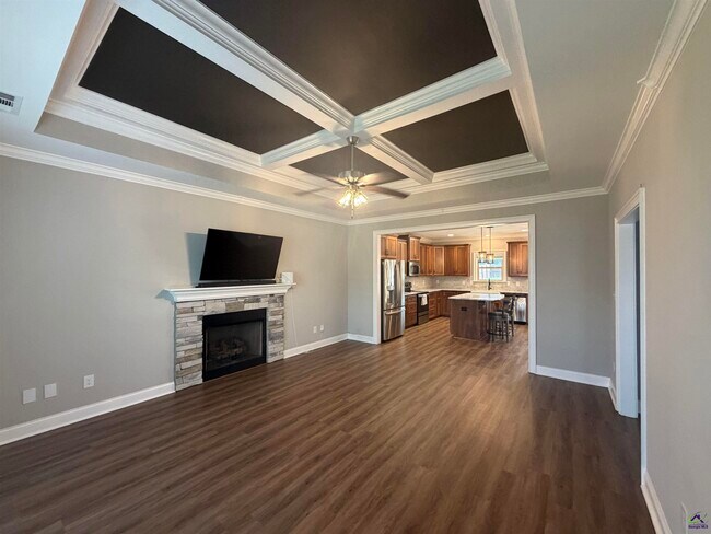 Building Photo - 521 Edgarton Way