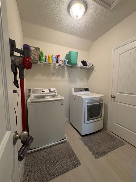 Building Photo - 15746 Fountain Springs Rd