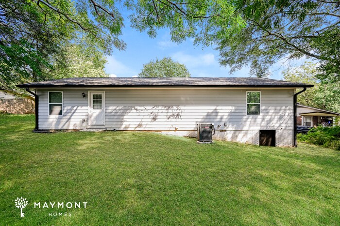 Building Photo - 963 Ivy Ln NW