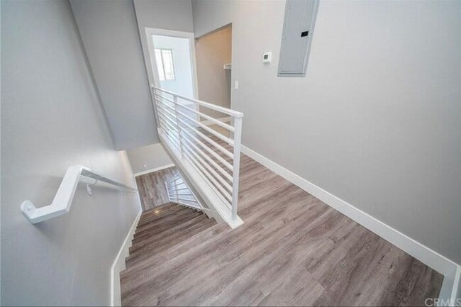 Building Photo - Beautiful 4 bed 4 bath unit in Gardena 90247!