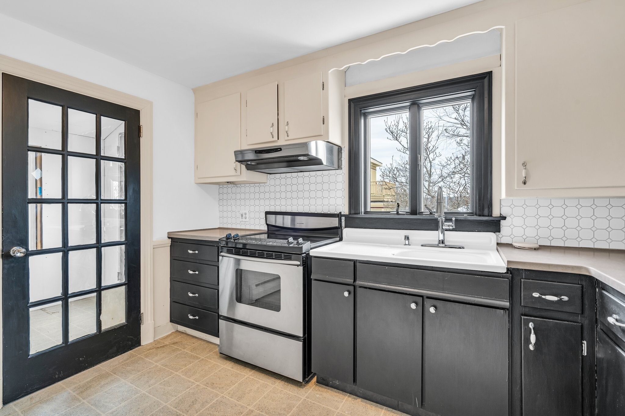 Building Photo - 12 Lee Ave