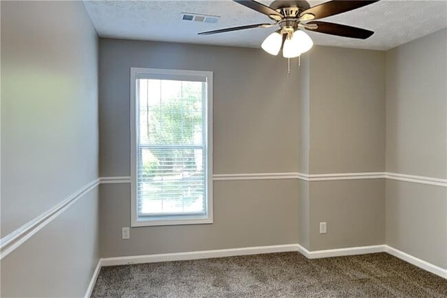 Building Photo - 263 Colony Center Dr