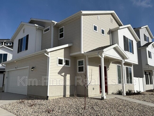 Building Photo - 56 E Portico Ln