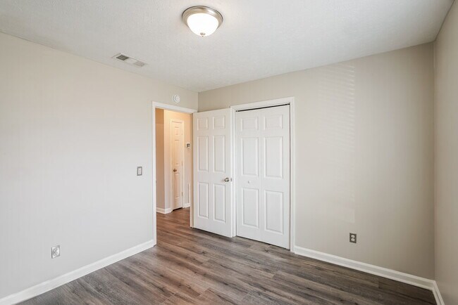 Building Photo - 809 Clearspring Ct