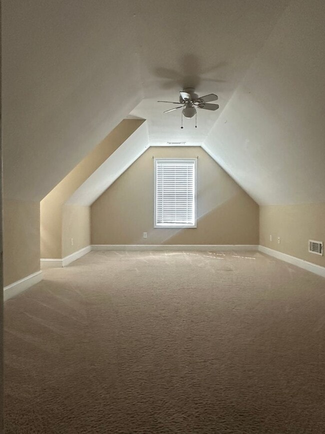 Building Photo - Single Family Home in Chestatee!
