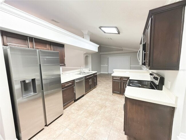 Building Photo - 14635 Keelford Way