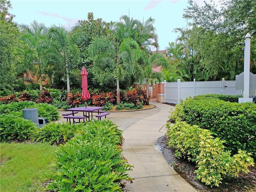 Building Photo - 4140 Central Sarasota Pky