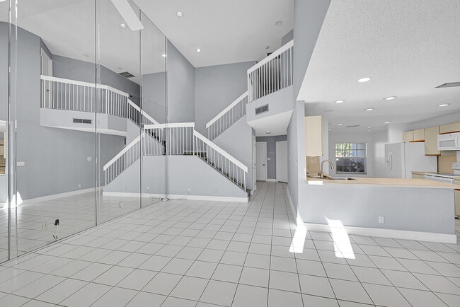 Building Photo - 17094 Boca Club Blvd