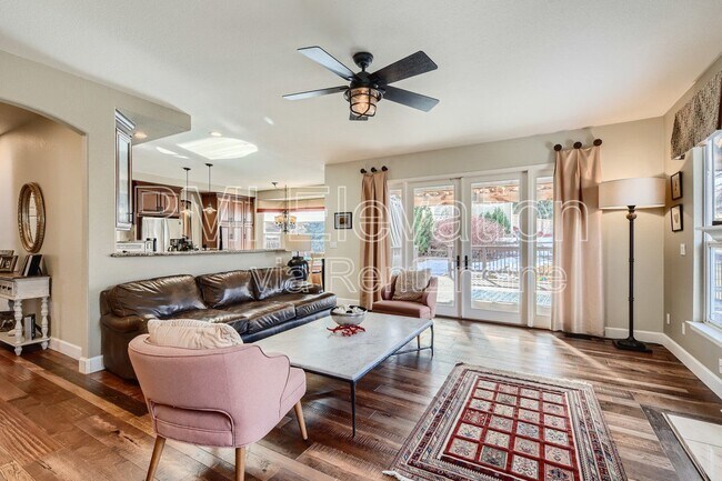 Building Photo - 9805 Cypress Point Cir