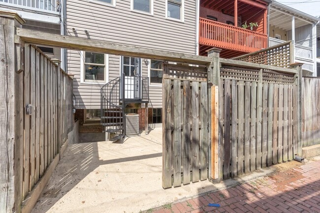 Building Photo - 1683 35th St NW