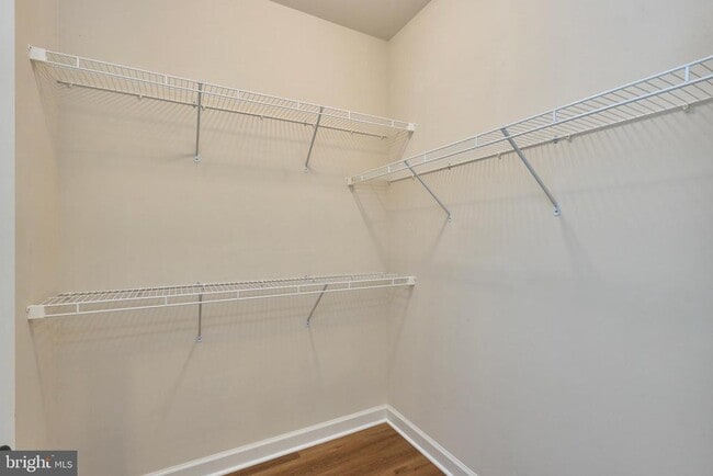 Building Photo - 21276 Hyrst Grove Terrace