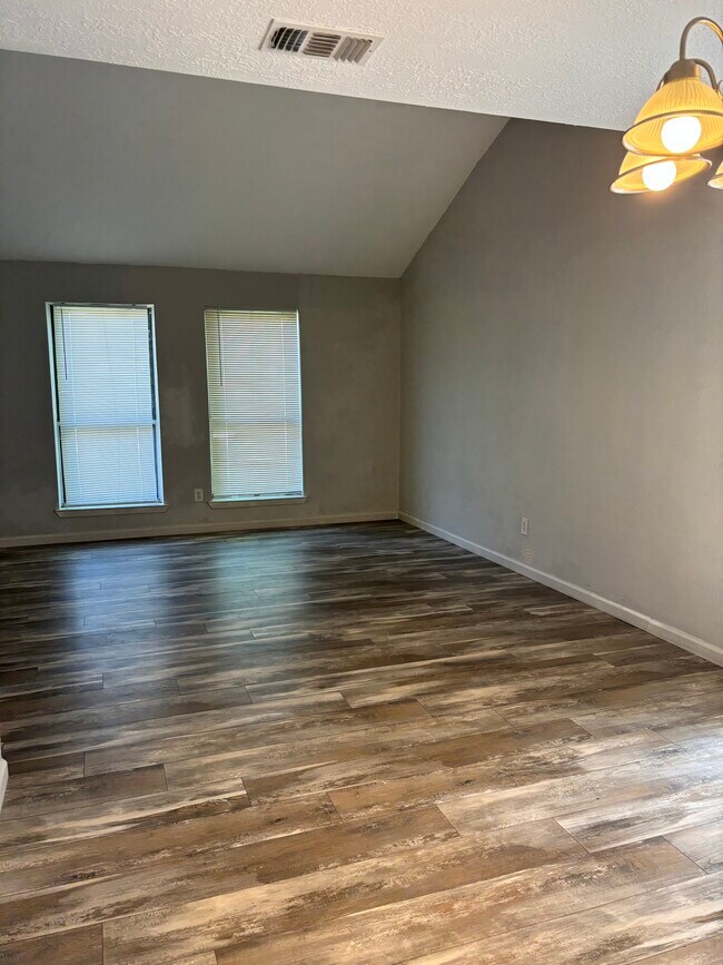 Building Photo - 10227 Autumn Meadow Ln