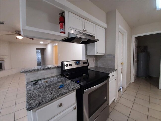Building Photo - 22310 Goldstone Dr