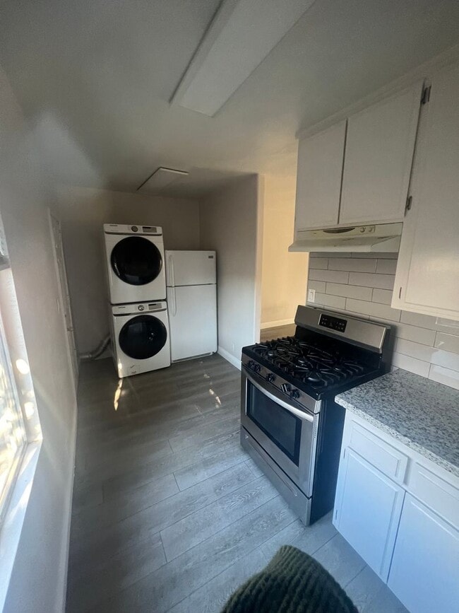 Building Photo - 1917 New Jersey St