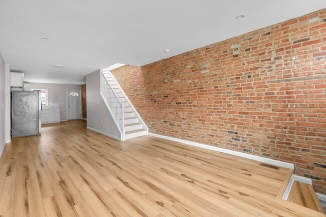 Building Photo - 2230 Orleans St