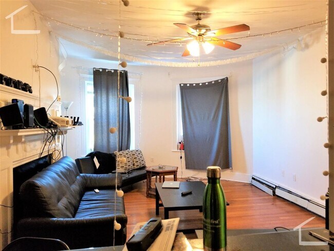 Building Photo - Packard's Corner Area of Allston. Large Fu...