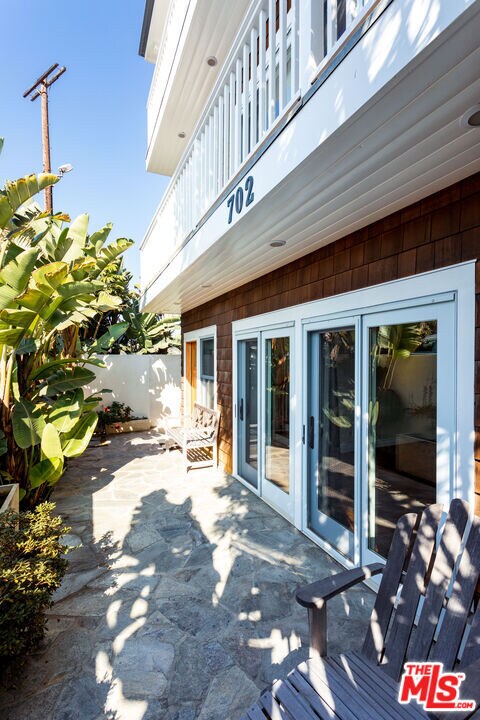 Building Photo - 702 Pacific Ave