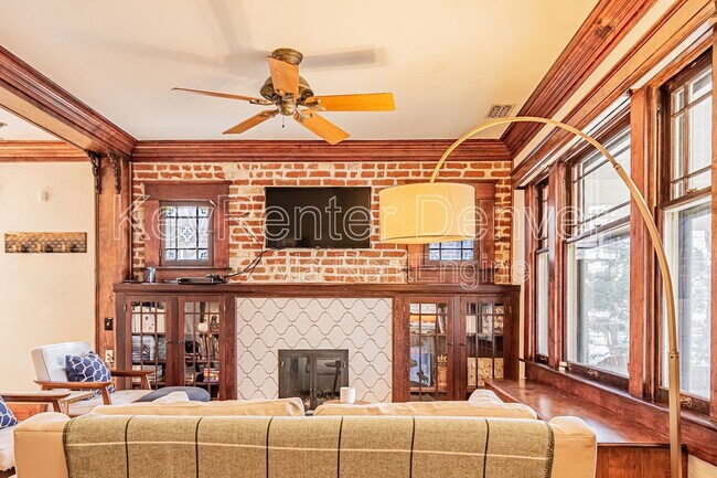 Building Photo - 740 S Corona St